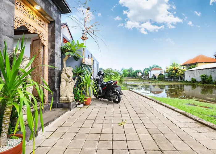 White Blue House 6 -pvt Room, Shared Pool&kitchen 3*
