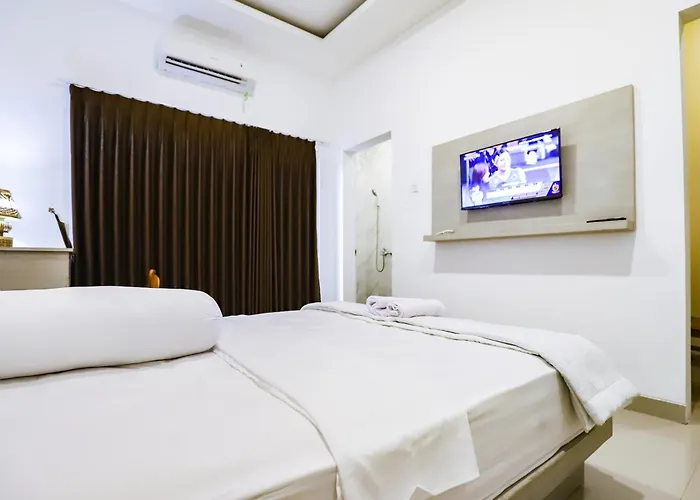 White Blue House 6 -pvt Room, Shared Pool&kitchen 3*
